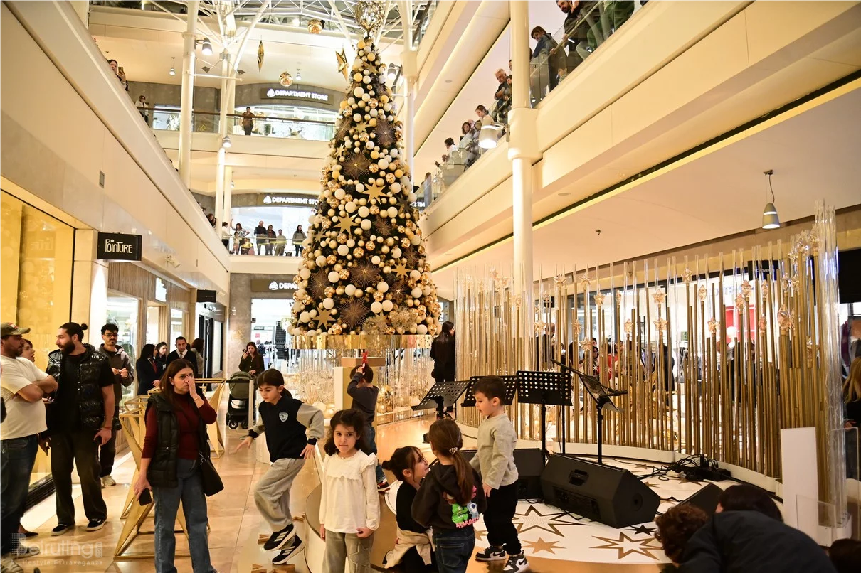 Christmas Tree Lighting at ABC Ashrafieh