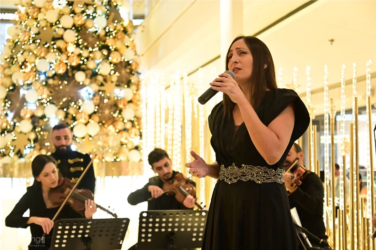 Christmas Tree Lighting at ABC Ashrafieh