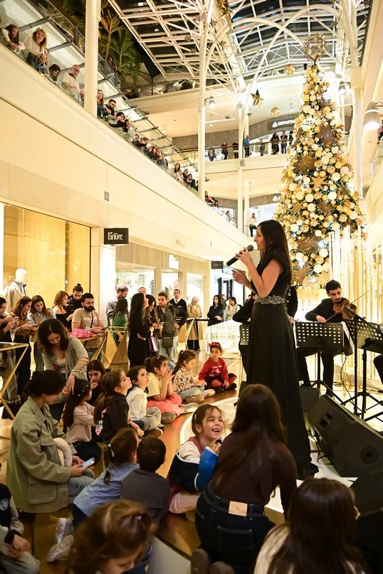 Christmas Tree Lighting at ABC Ashrafieh