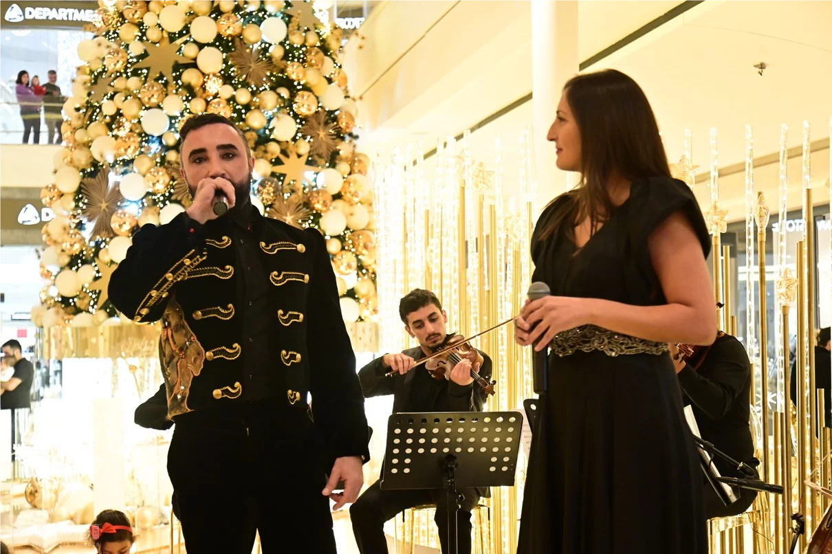 Christmas Tree Lighting at ABC Ashrafieh