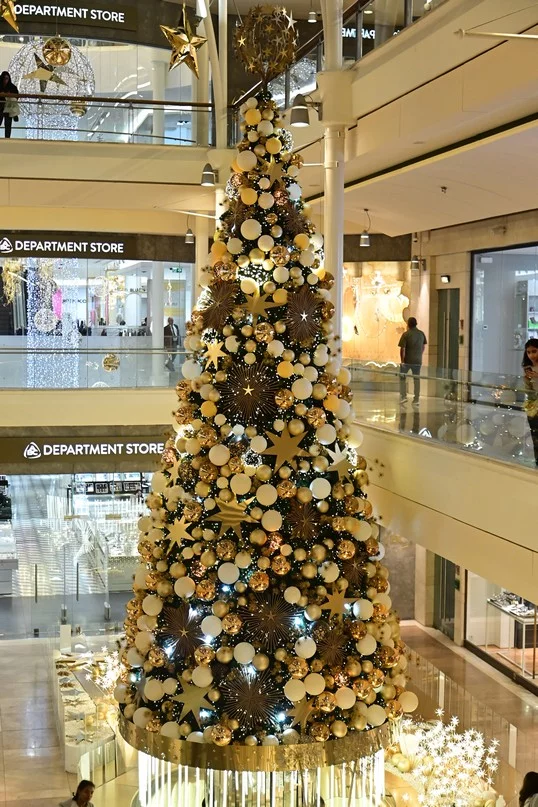 Christmas Tree Lighting at ABC Ashrafieh