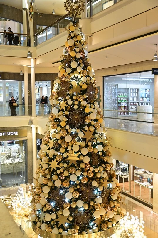 Christmas Tree Lighting at ABC Ashrafieh