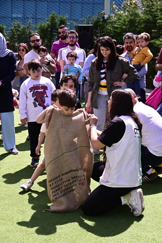 Bebe Sucre Hello Sunshine Event at VOL Playground