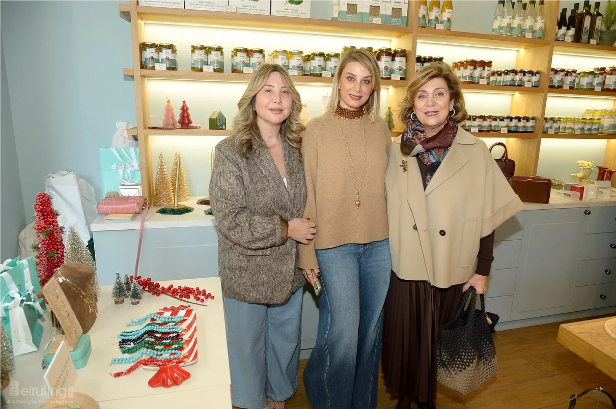 Decorate & Donate at Beit Sara