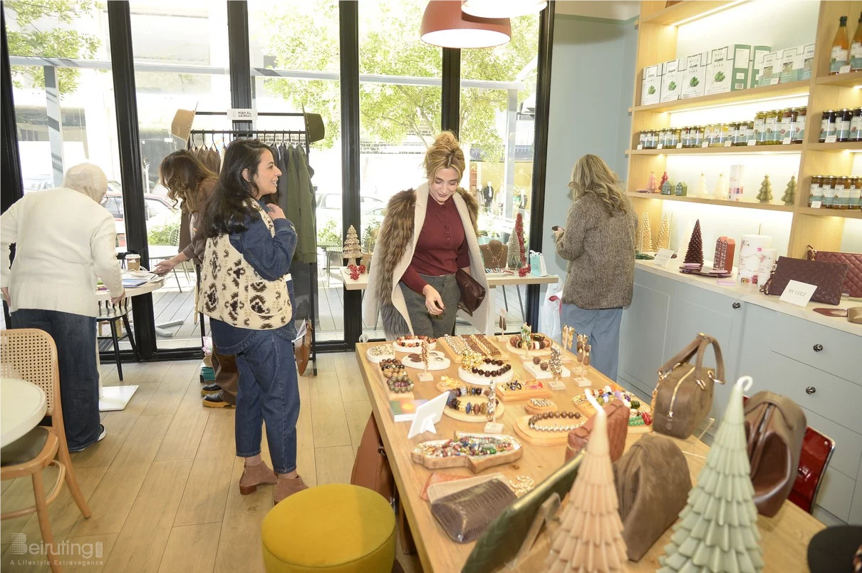 Decorate & Donate at Beit Sara