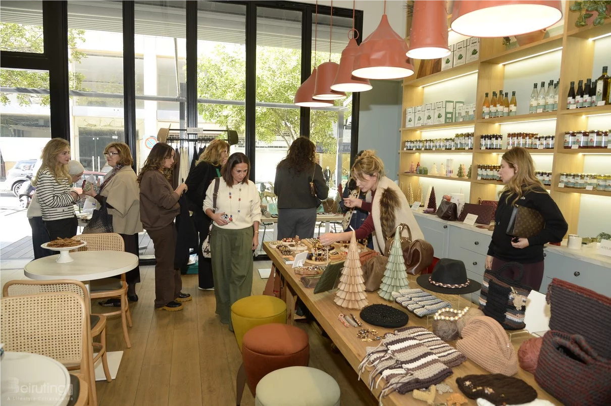 Decorate & Donate at Beit Sara