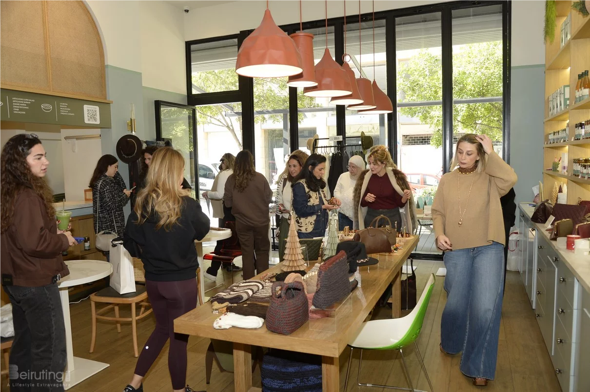 Decorate & Donate at Beit Sara