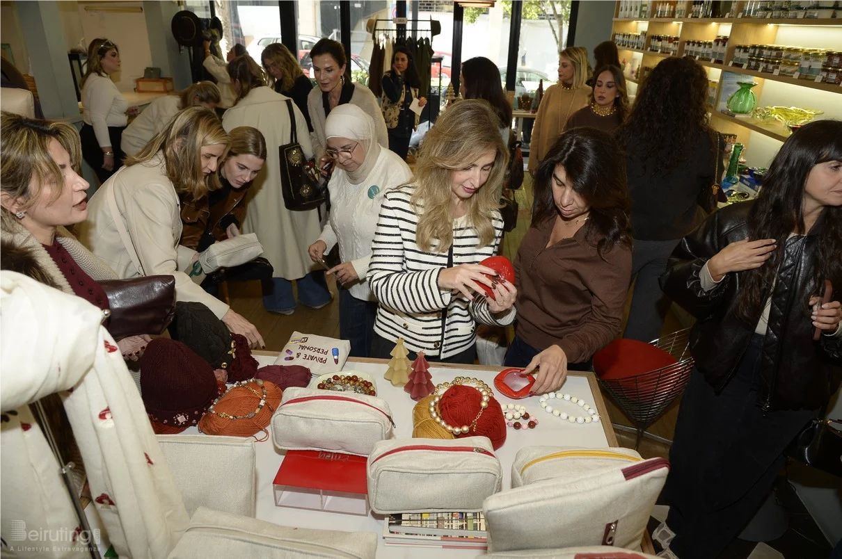 Decorate & Donate at Beit Sara