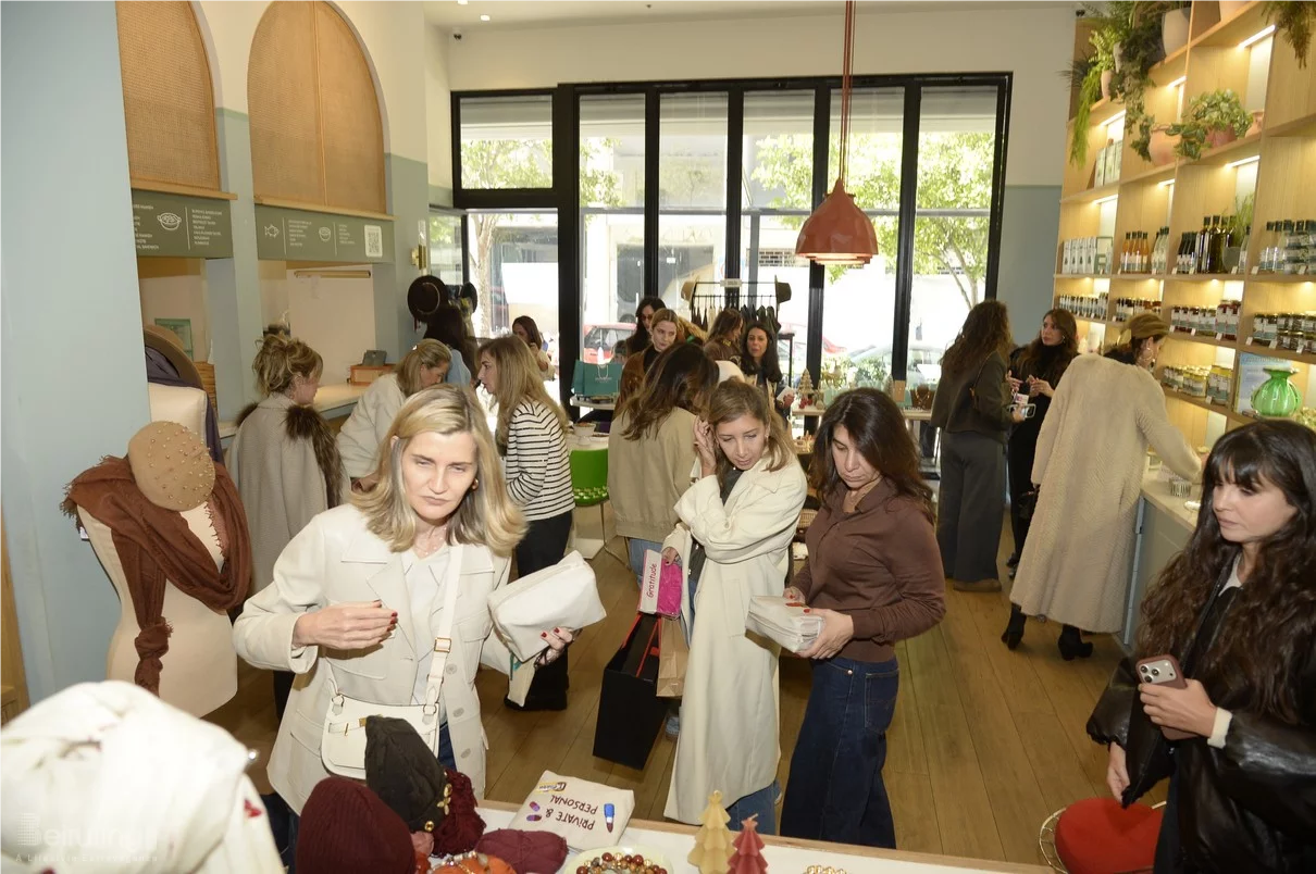 Decorate & Donate at Beit Sara