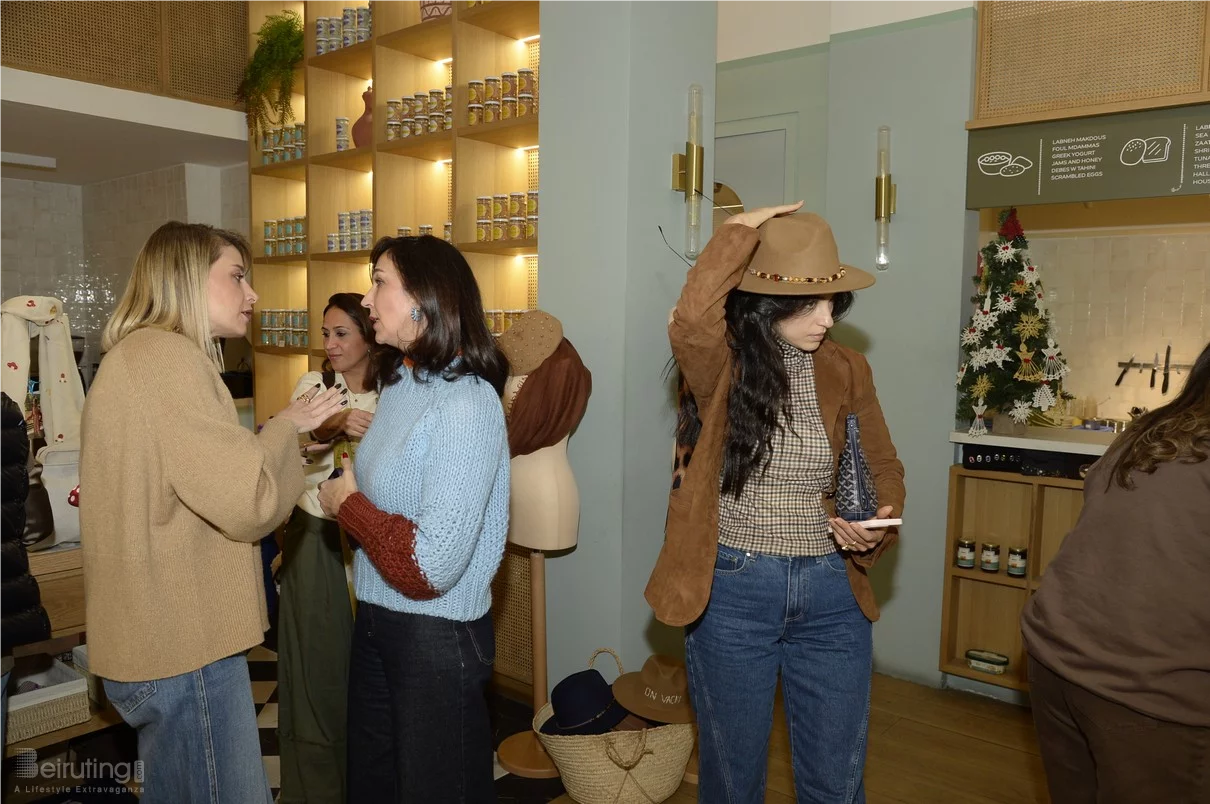 Decorate & Donate at Beit Sara