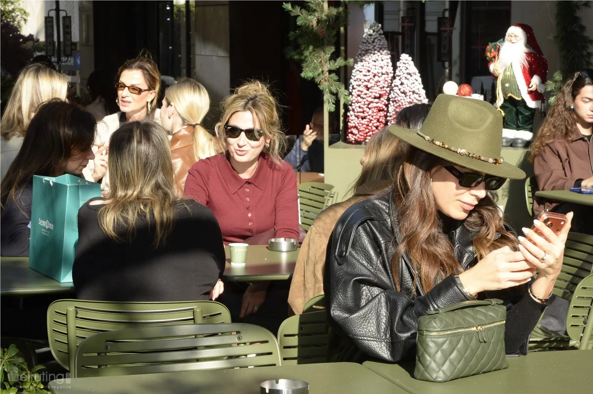 Decorate & Donate at Beit Sara