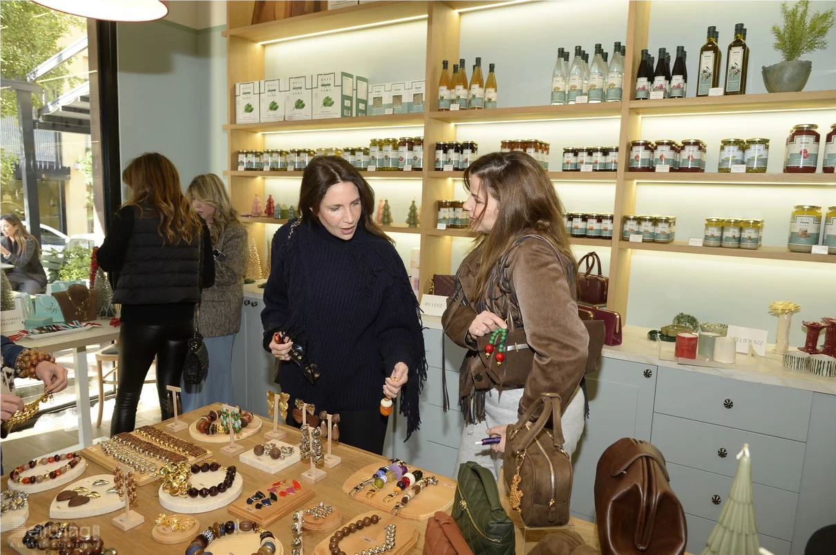 Decorate & Donate at Beit Sara