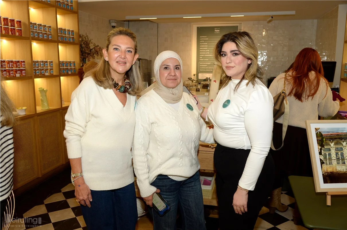 Decorate & Donate at Beit Sara