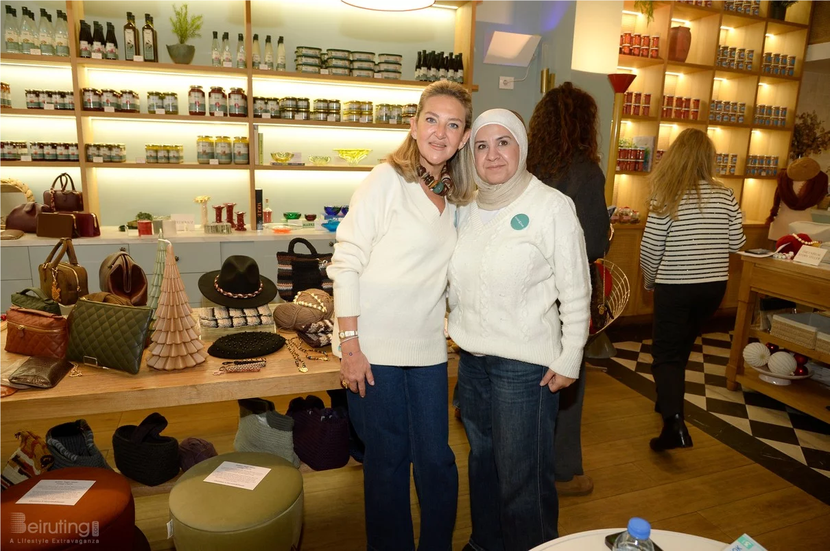 Decorate & Donate at Beit Sara