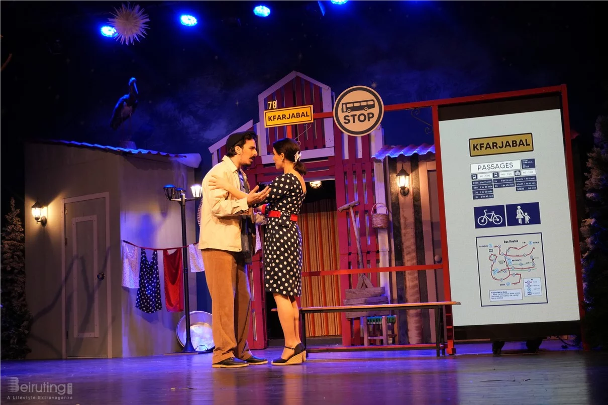 Claire, dans le nouveau spectacle L’ÉTRANGÈRE DE NOËL