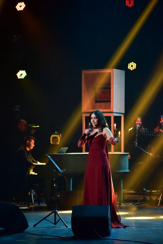 Carla Chamoun at Casino du Liban