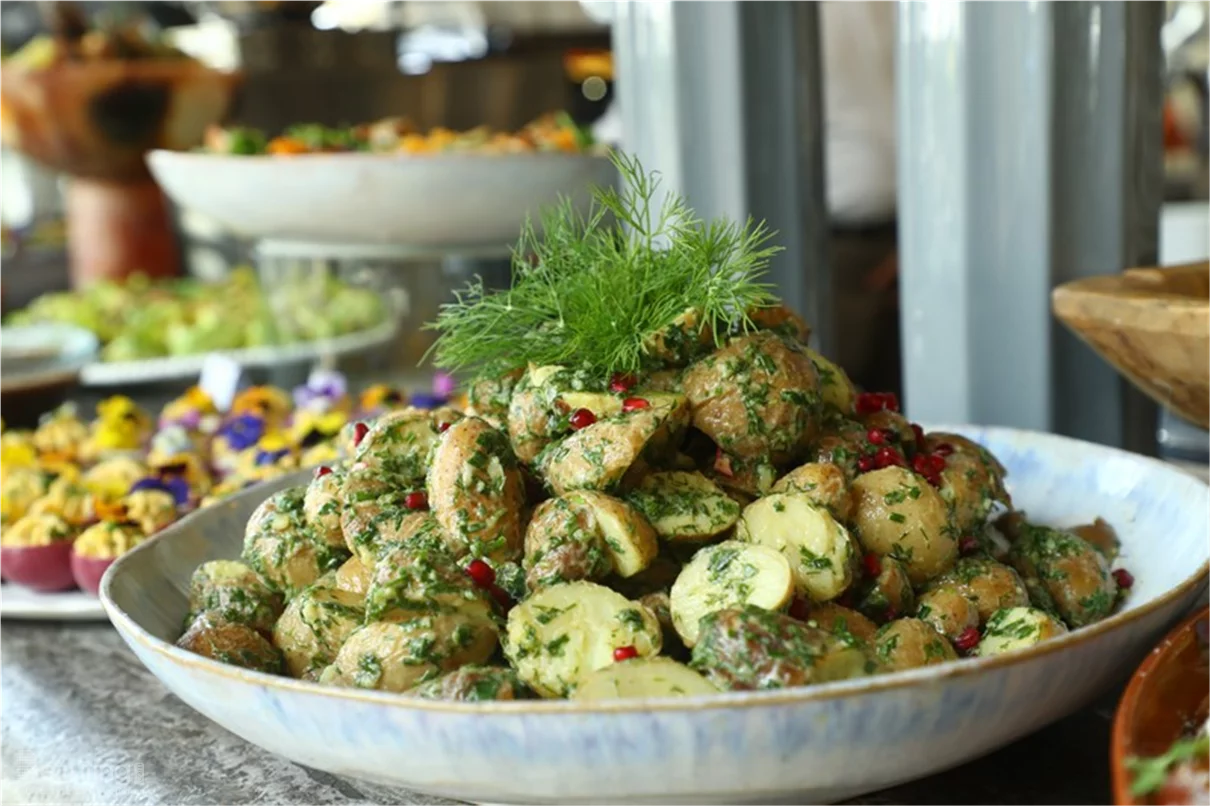 Fresh Tuesdays at Casper and Gambinis Dbayeh