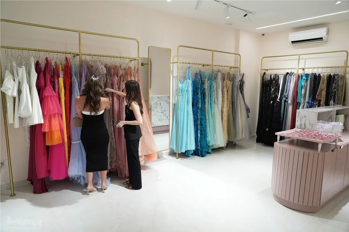 Opening of Cee's Wardrobe