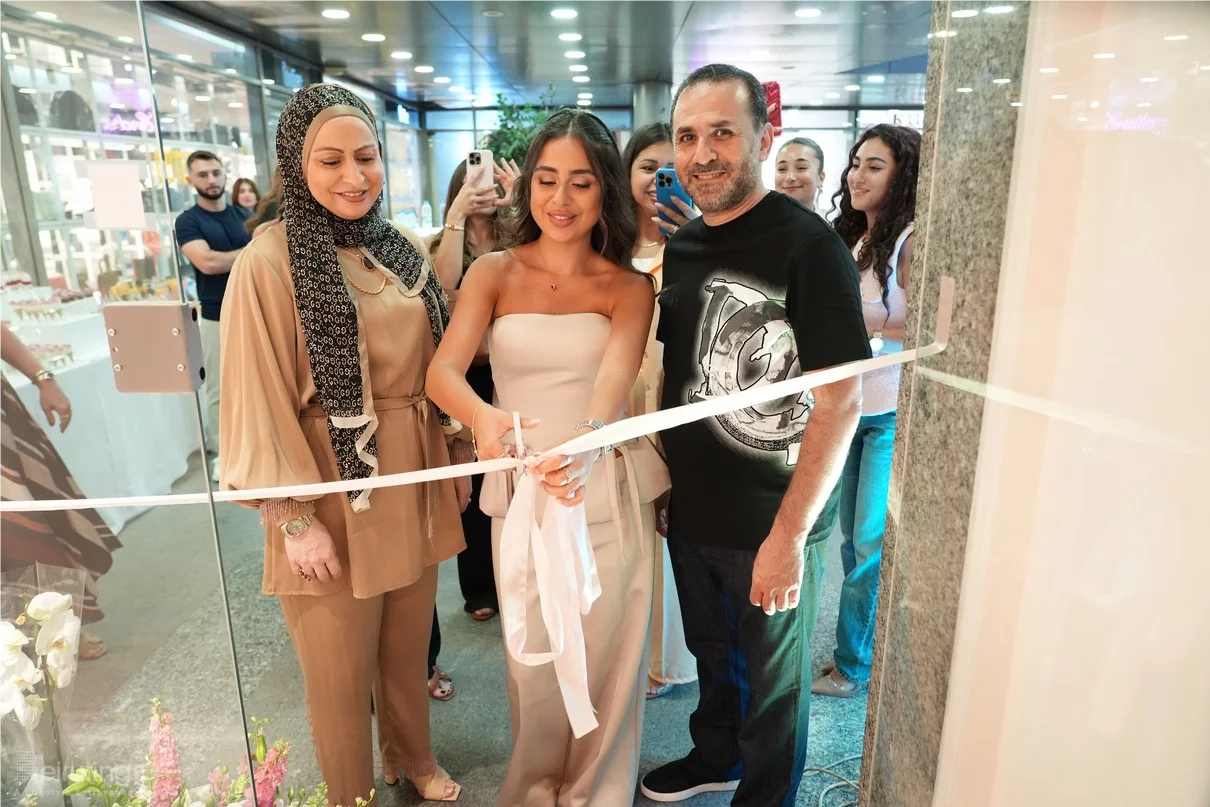 Opening of Cee's Wardrobe