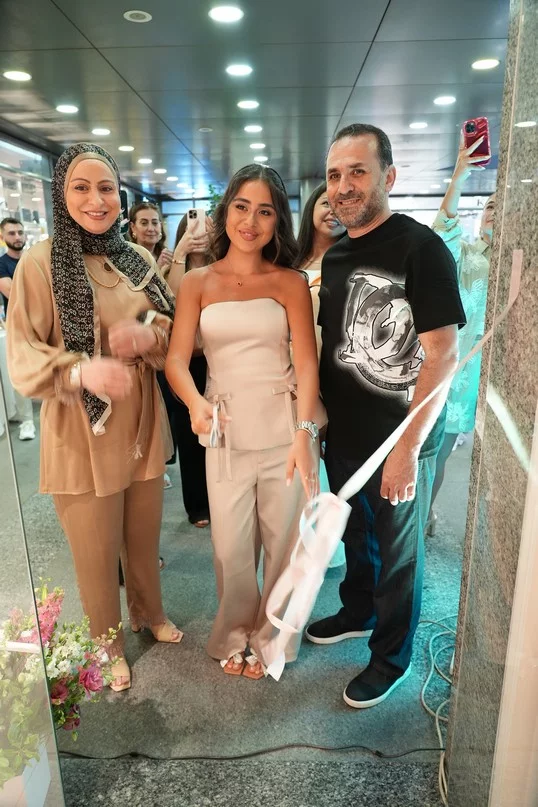 Opening of Cee's Wardrobe