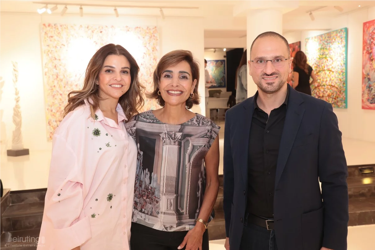 Giraffitude Souls in Color, A solo exhibition by Lebanese artist Joa Chelala