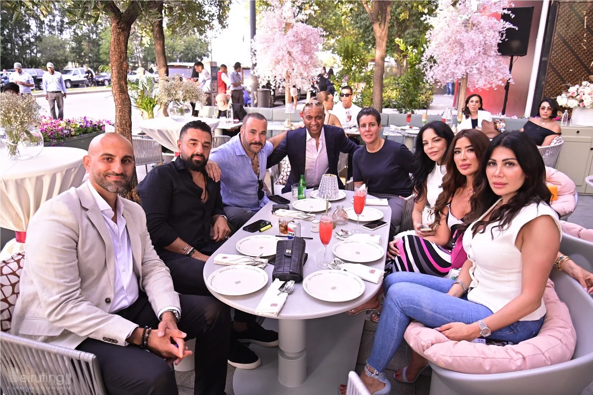 Opening of EL & N London Cafe