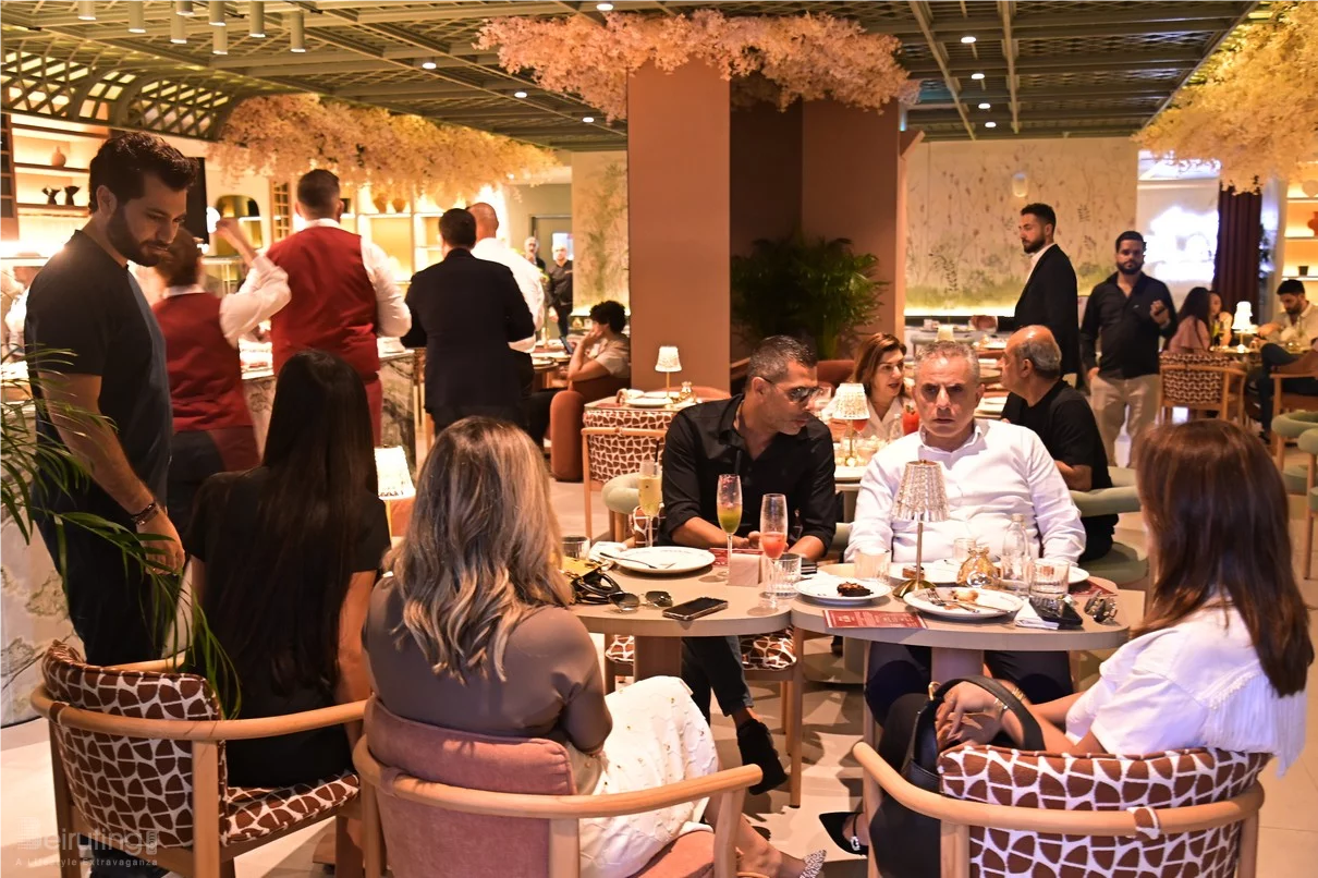 Opening of EL & N London Cafe
