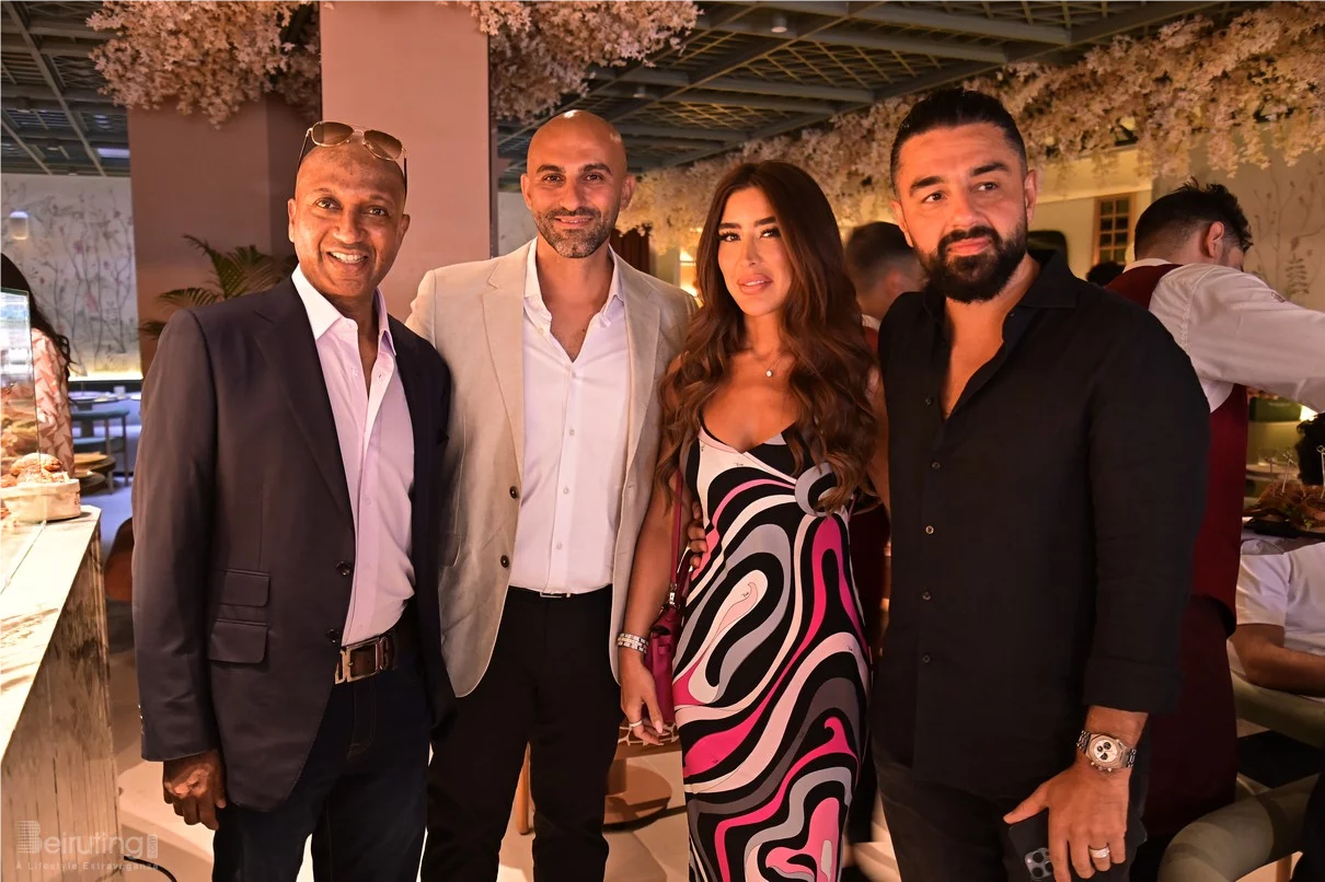 Opening of EL & N London Cafe