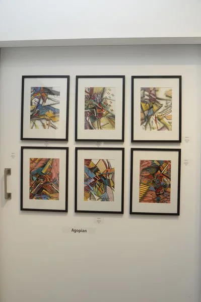 l'Exposition Collective L'été en Couleurs