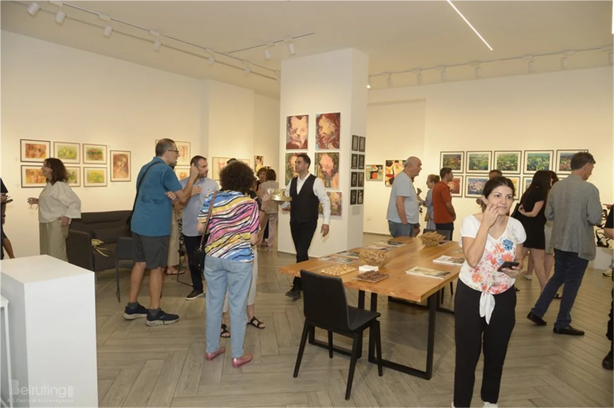 l'Exposition Collective L'été en Couleurs