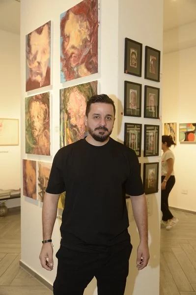 l'Exposition Collective L'été en Couleurs