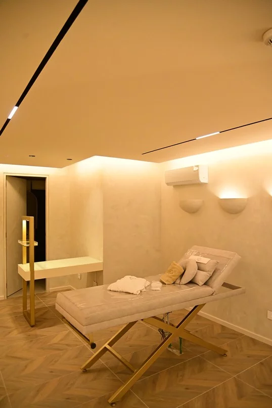 Opening of Glaze Beauty House