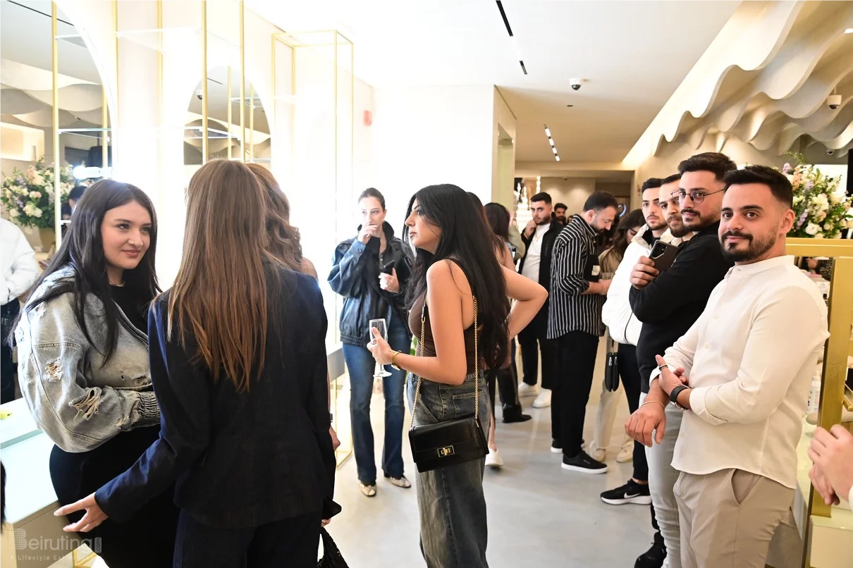 Opening of Glaze Beauty House