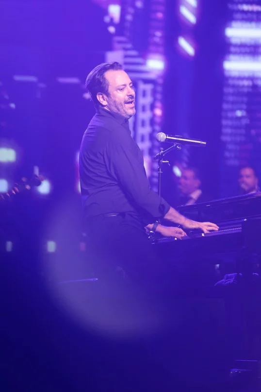 Guy Manoukian at Casino du Liban