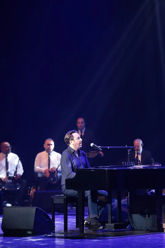 Guy Manoukian at Casino du Liban