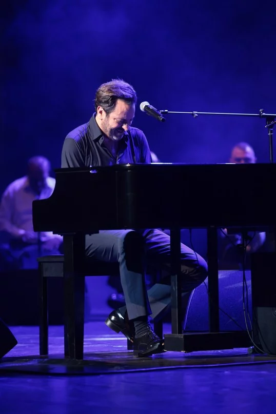 Guy Manoukian at Casino du Liban
