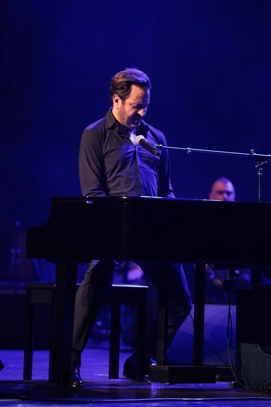 Guy Manoukian at Casino du Liban