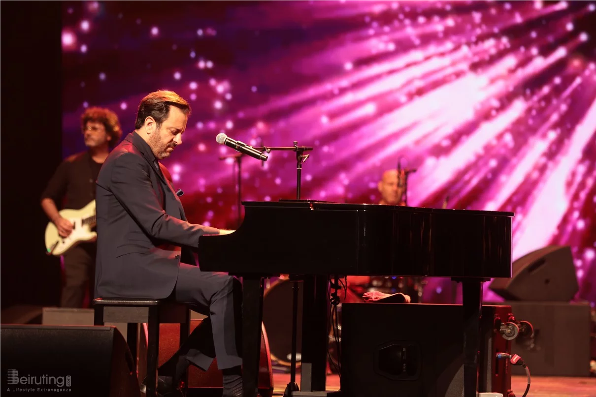 Guy Manoukian at Casino du Liban