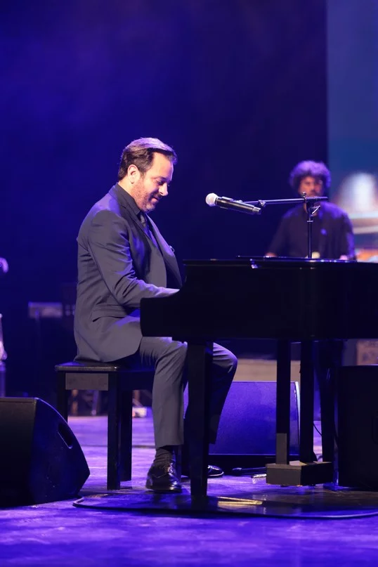 Guy Manoukian at Casino du Liban