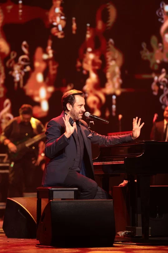 Guy Manoukian at Casino du Liban