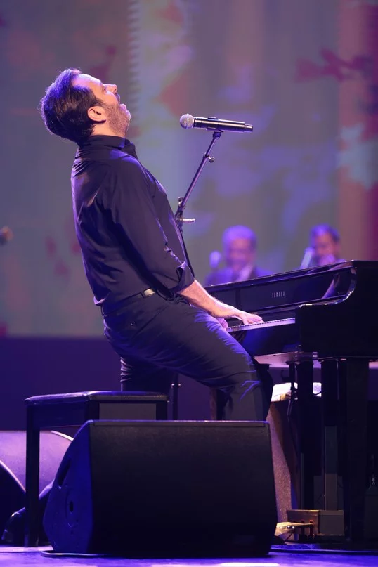 Guy Manoukian at Casino du Liban