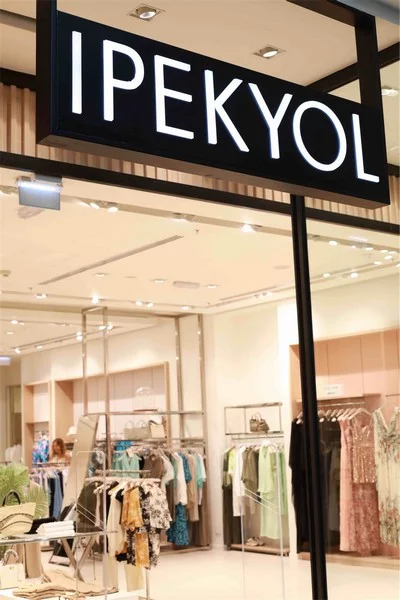 ELIE SAAB x IPEKYOL Reveal the Capsule Collection in Lebanon