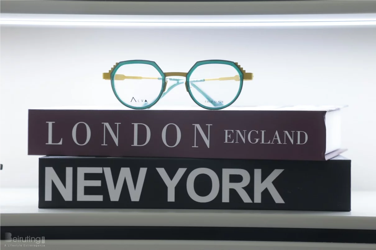 Opening of i-Pop Optics