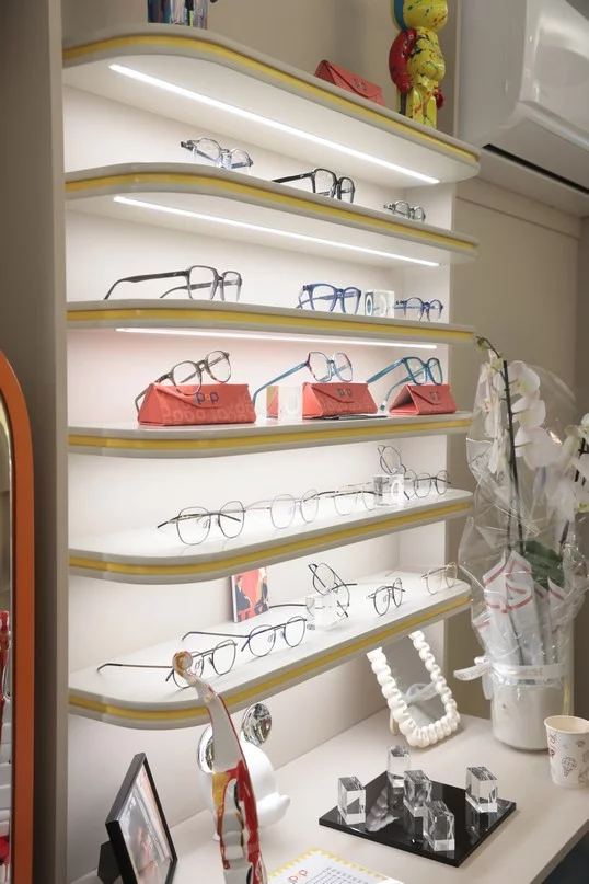 Opening of i-Pop Optics