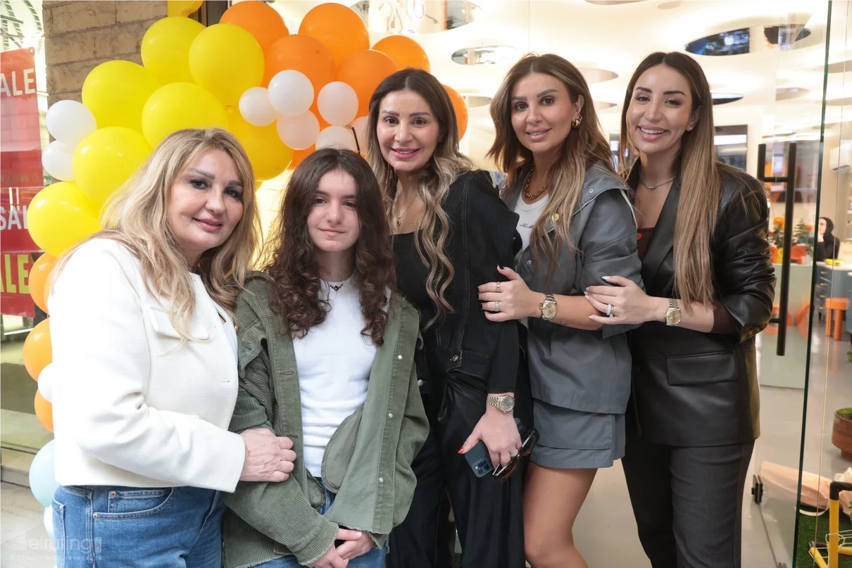 Opening of i-Pop Optics