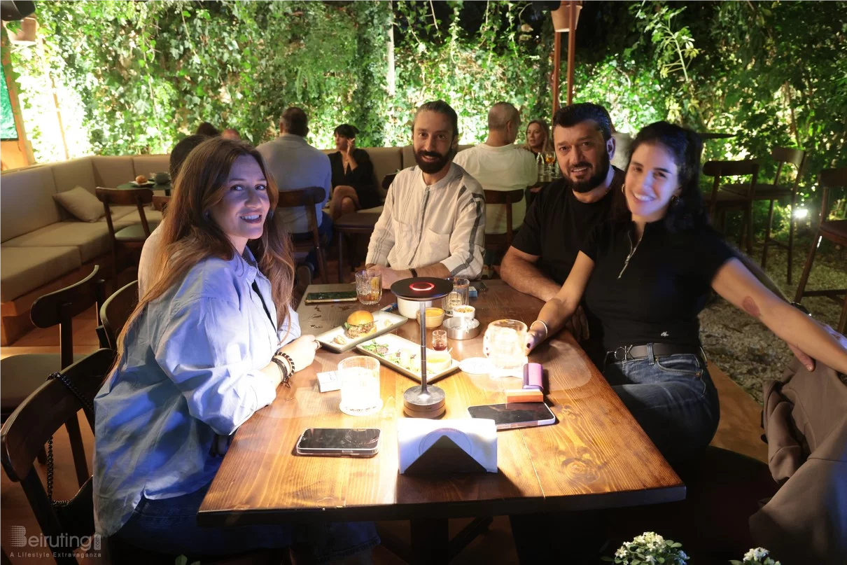 Ivy Social Club on Saturday Night