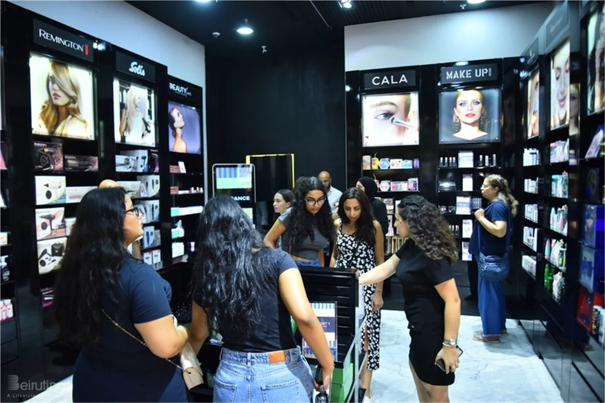 Opening of Izzat Daouk at Centro Mall