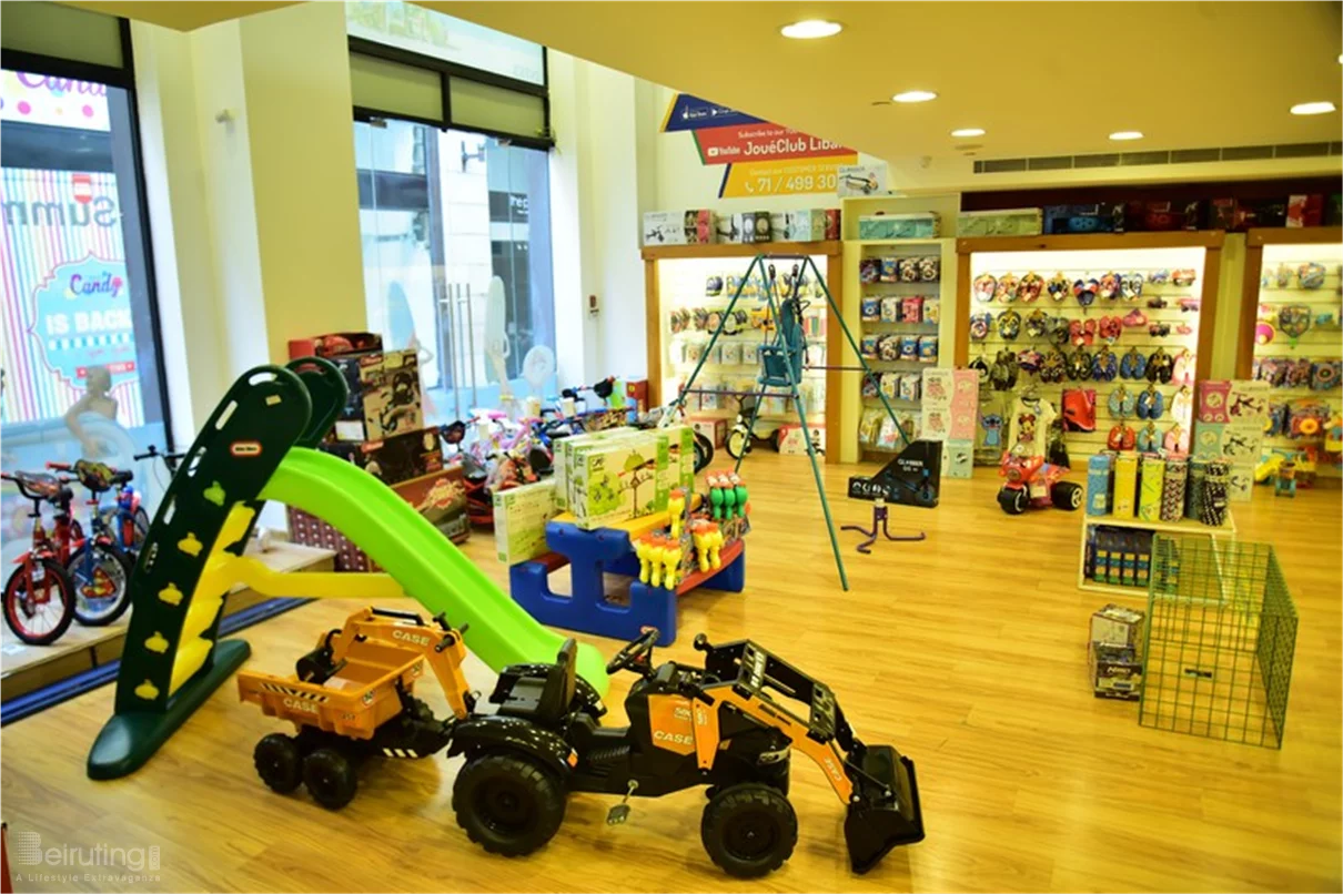 JouéClub Summer Edition Store at Beirut Souks