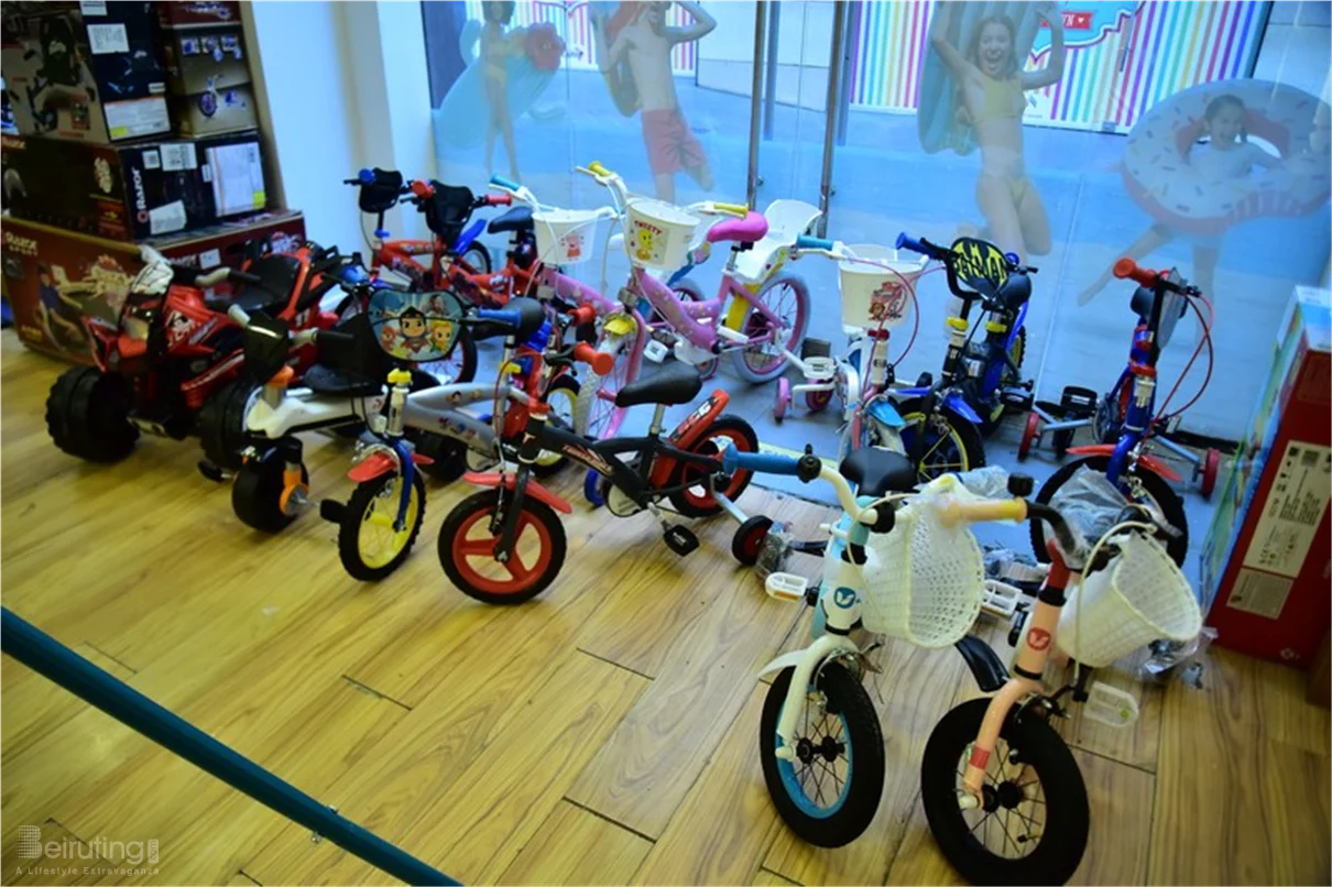 JouéClub Summer Edition Store at Beirut Souks