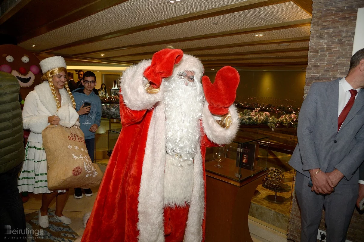 Christmas Tree Lighting Celebration at Kempinski Summerland Hotel & Resort